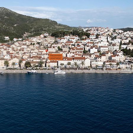 Fingerprint Central Apartment 5 Min From Center & Beach Hvar Town Buitenkant foto