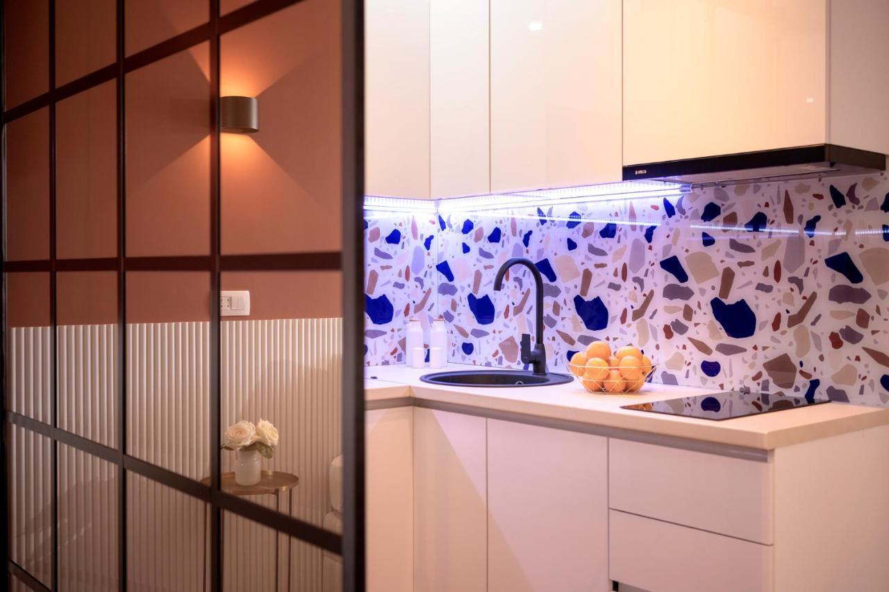 Fingerprint Central Apartment 5 Min From Center & Beach Hvar Town Buitenkant foto