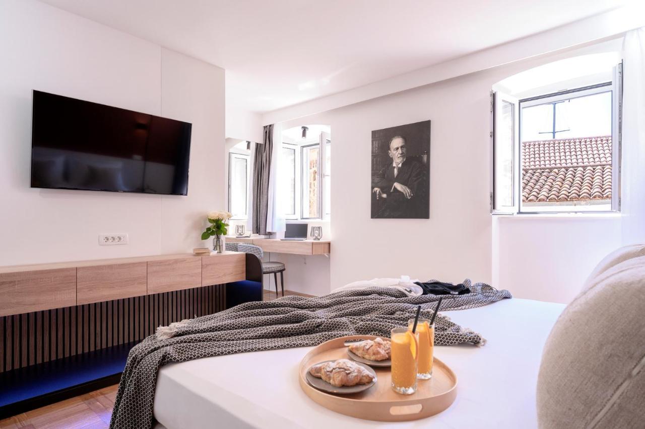 Fingerprint Central Apartment 5 Min From Center & Beach Hvar Town Buitenkant foto
