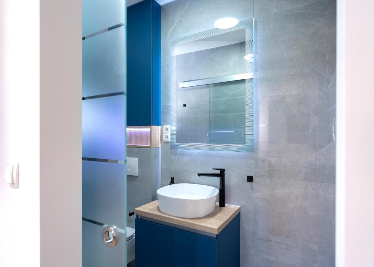 Fingerprint Central Apartment 5 Min From Center & Beach Hvar Town Buitenkant foto