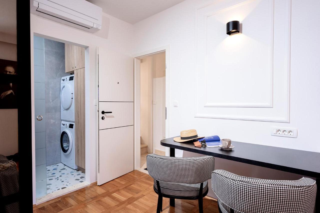 Fingerprint Central Apartment 5 Min From Center & Beach Hvar Town Buitenkant foto