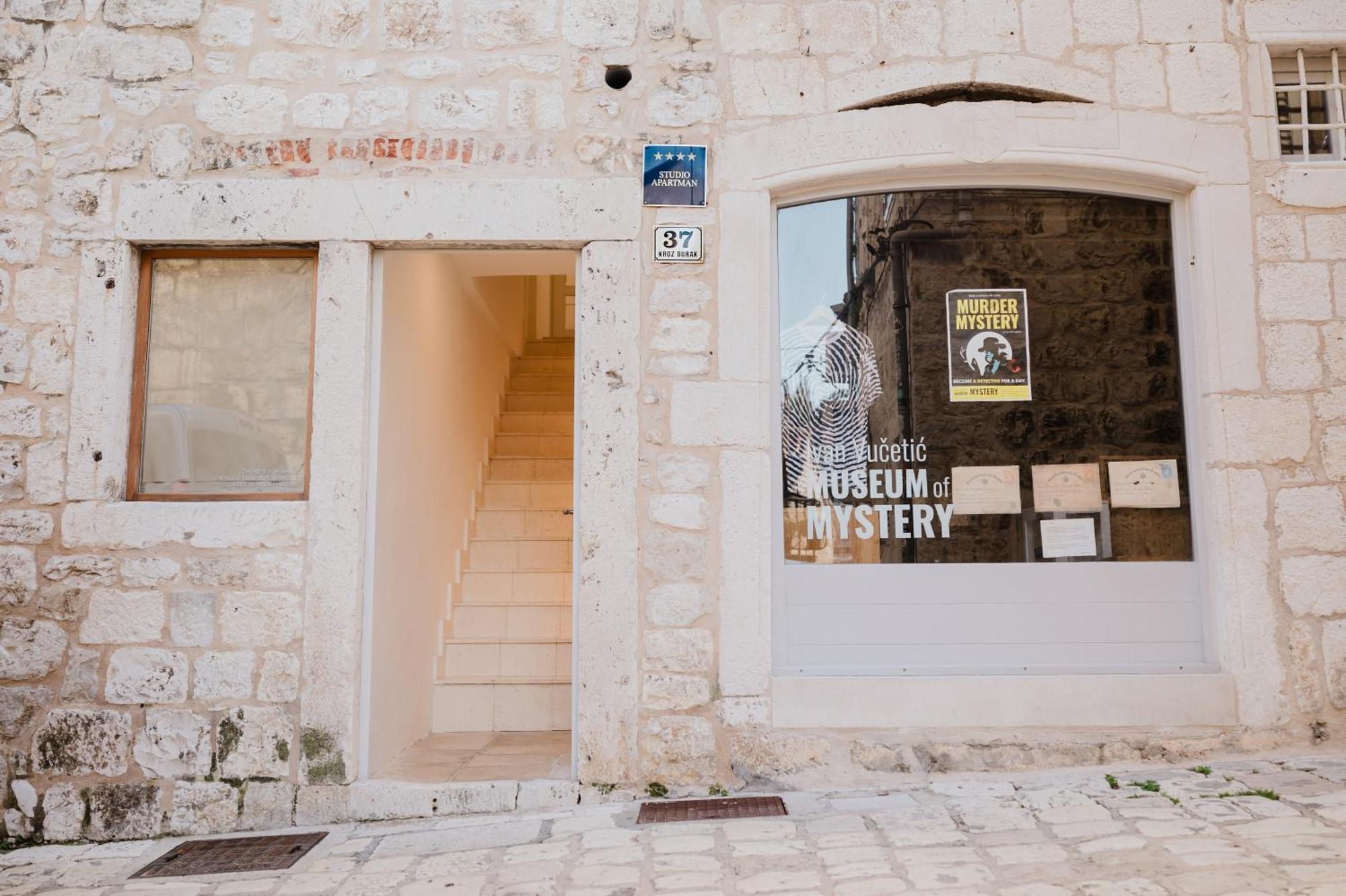 Fingerprint Central Apartment 5 Min From Center & Beach Hvar Town Buitenkant foto